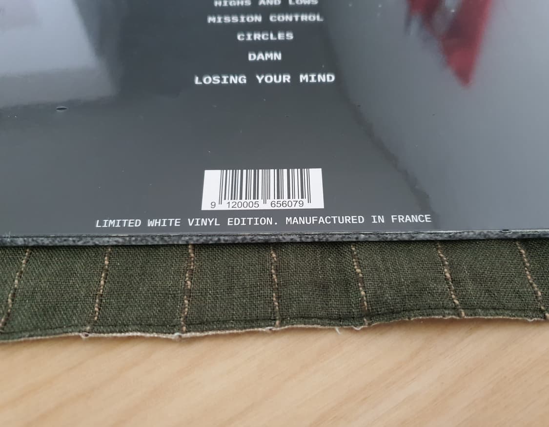 Bully 불리 화이트 LP vinyl 한정판 칸예 웨스트 ye yzy 상품이미지2