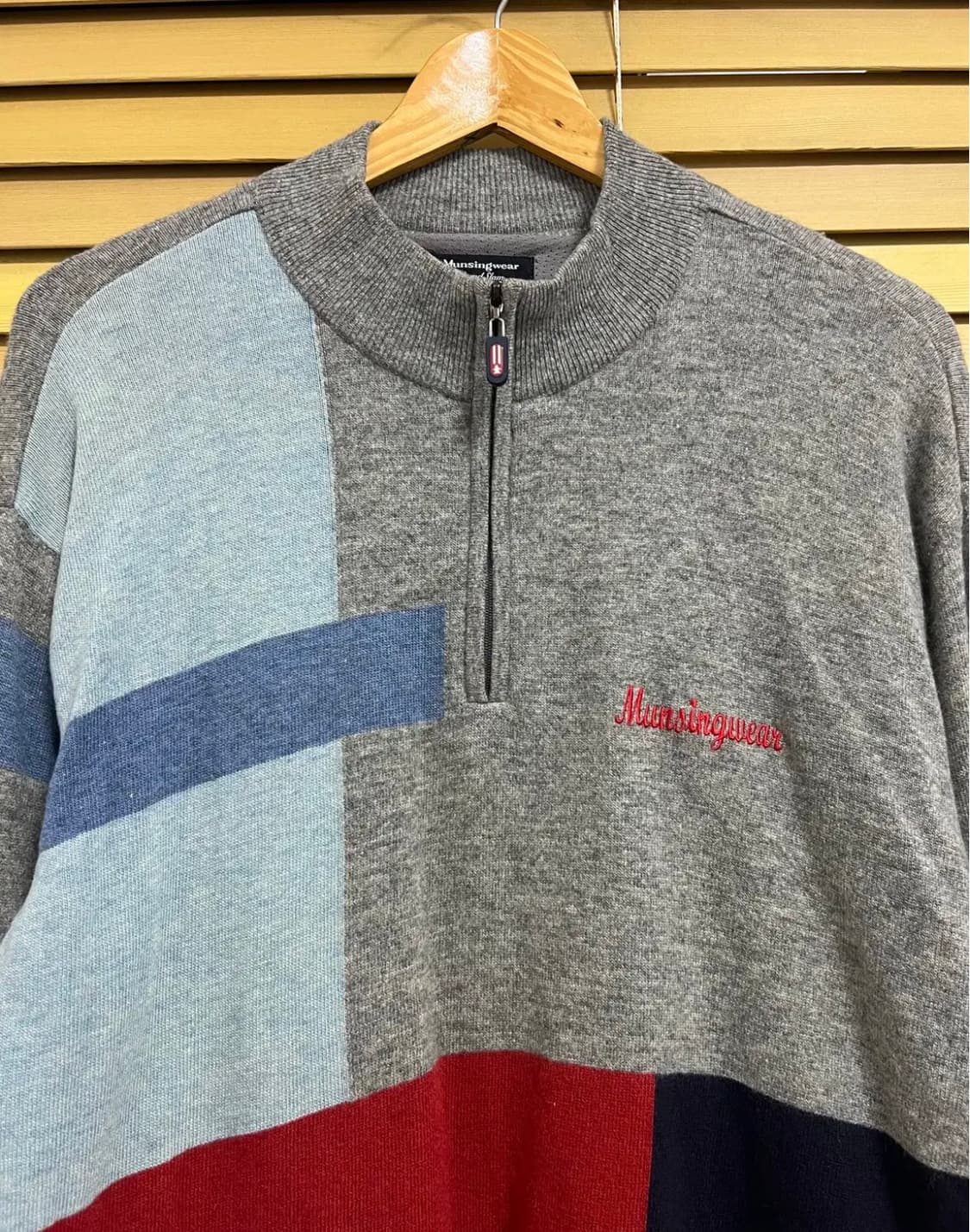 먼싱웨어 남성 그레이 울캐시미어 반집업방풍니트 LL 상품이미지1