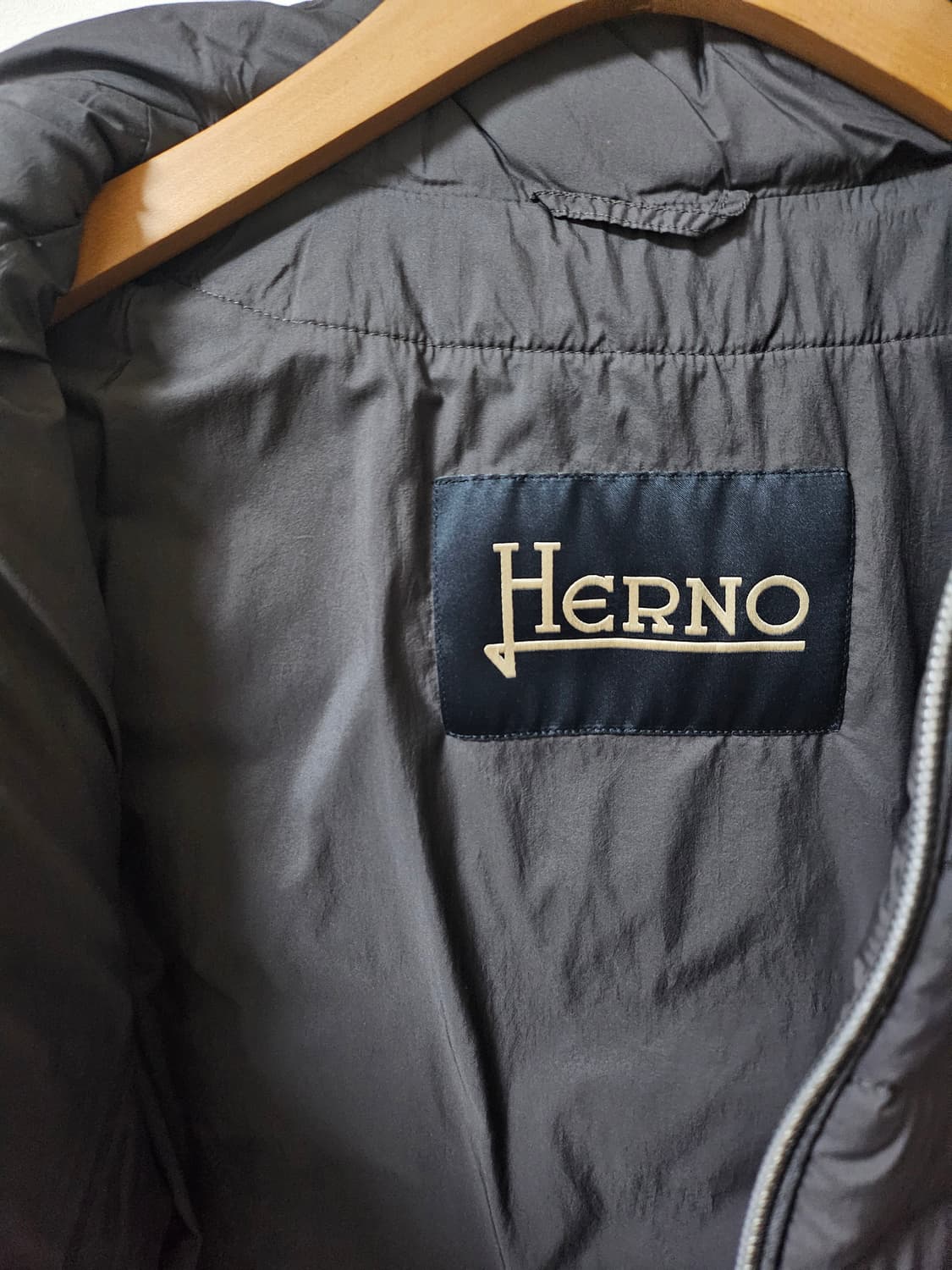(매장정품)에르노 그레이 패딩 블레이저 50 상품이미지5