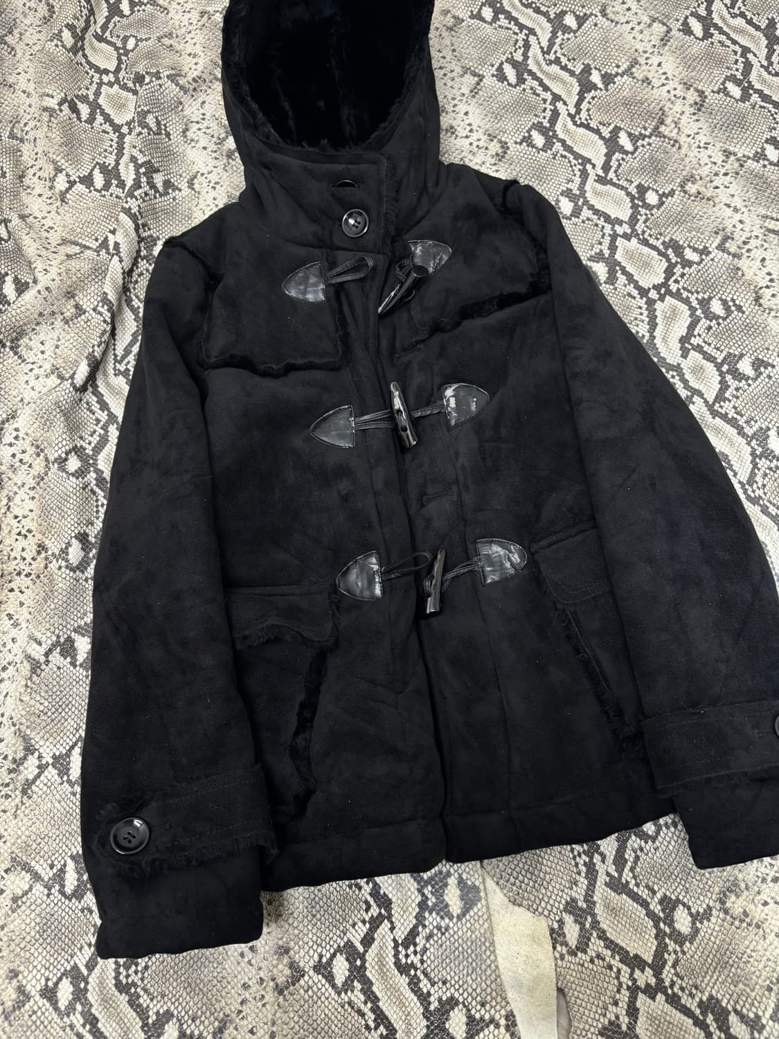 Black Hoodie Fur Detail Jacket 상품이미지5