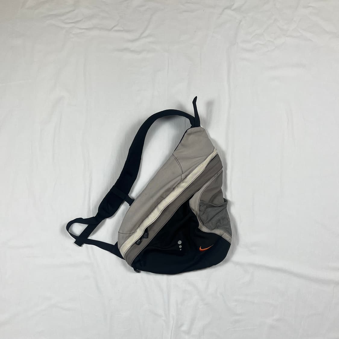 00’s 나이키 nike 스우시 로고 슬링백 가방 상품이미지1