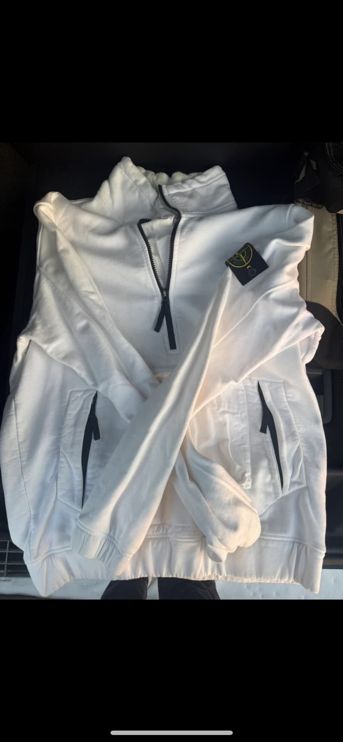 스톤아일랜드 반집업 맨투맨  상품이미지2