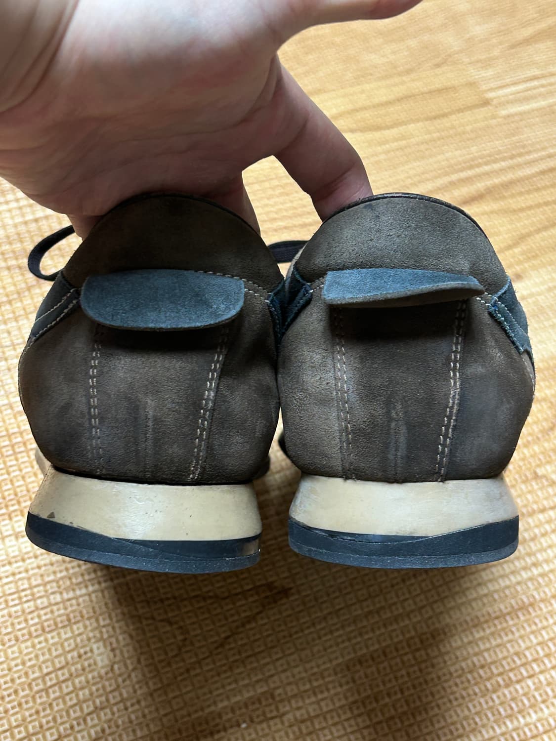 페라가모 스니커즈 상품이미지8