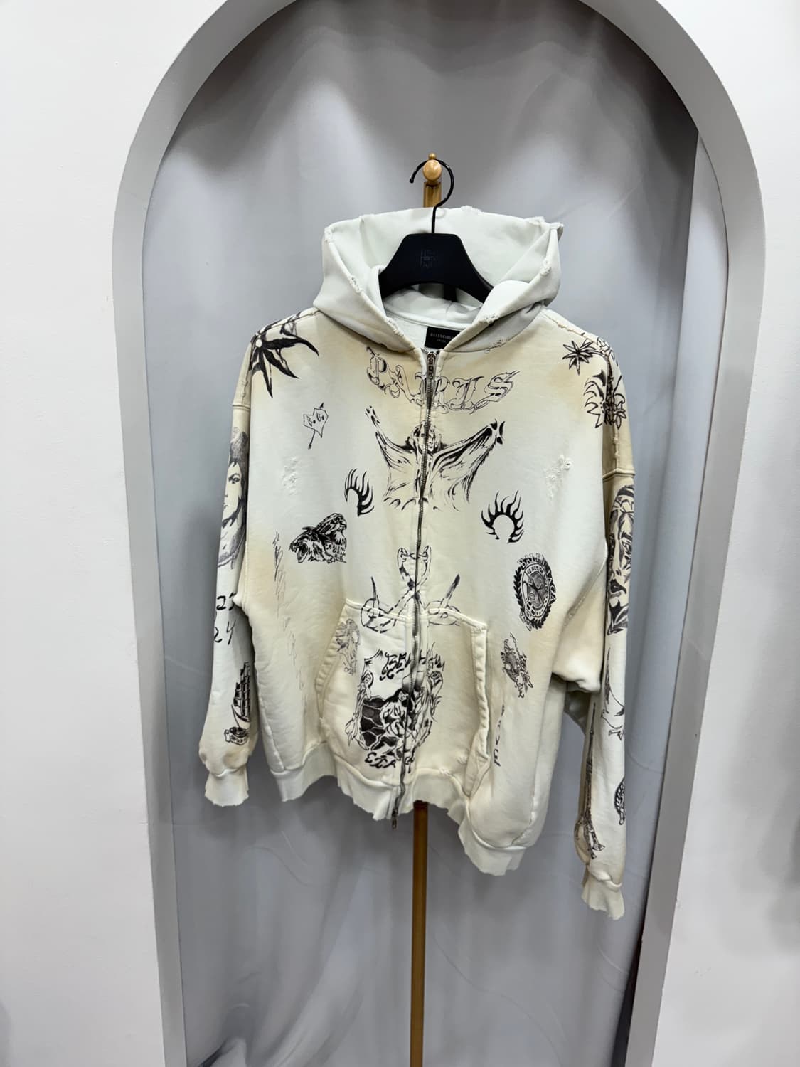 백화점판 발렌시아가 타투 후드집업 L 상품이미지1