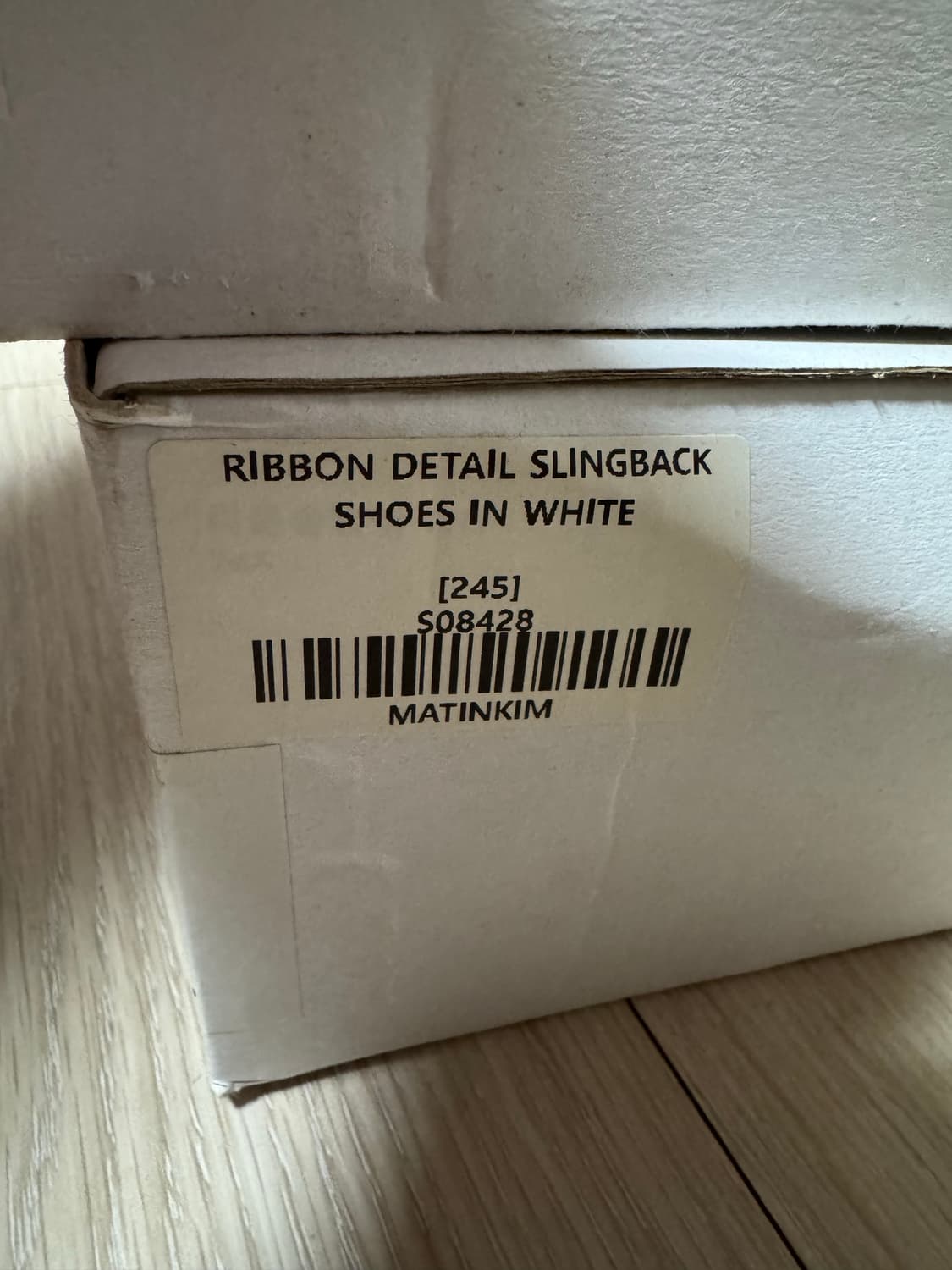 새상품) 마뗑킴 리본 디테일 슬링백 화이트 245 상품이미지5