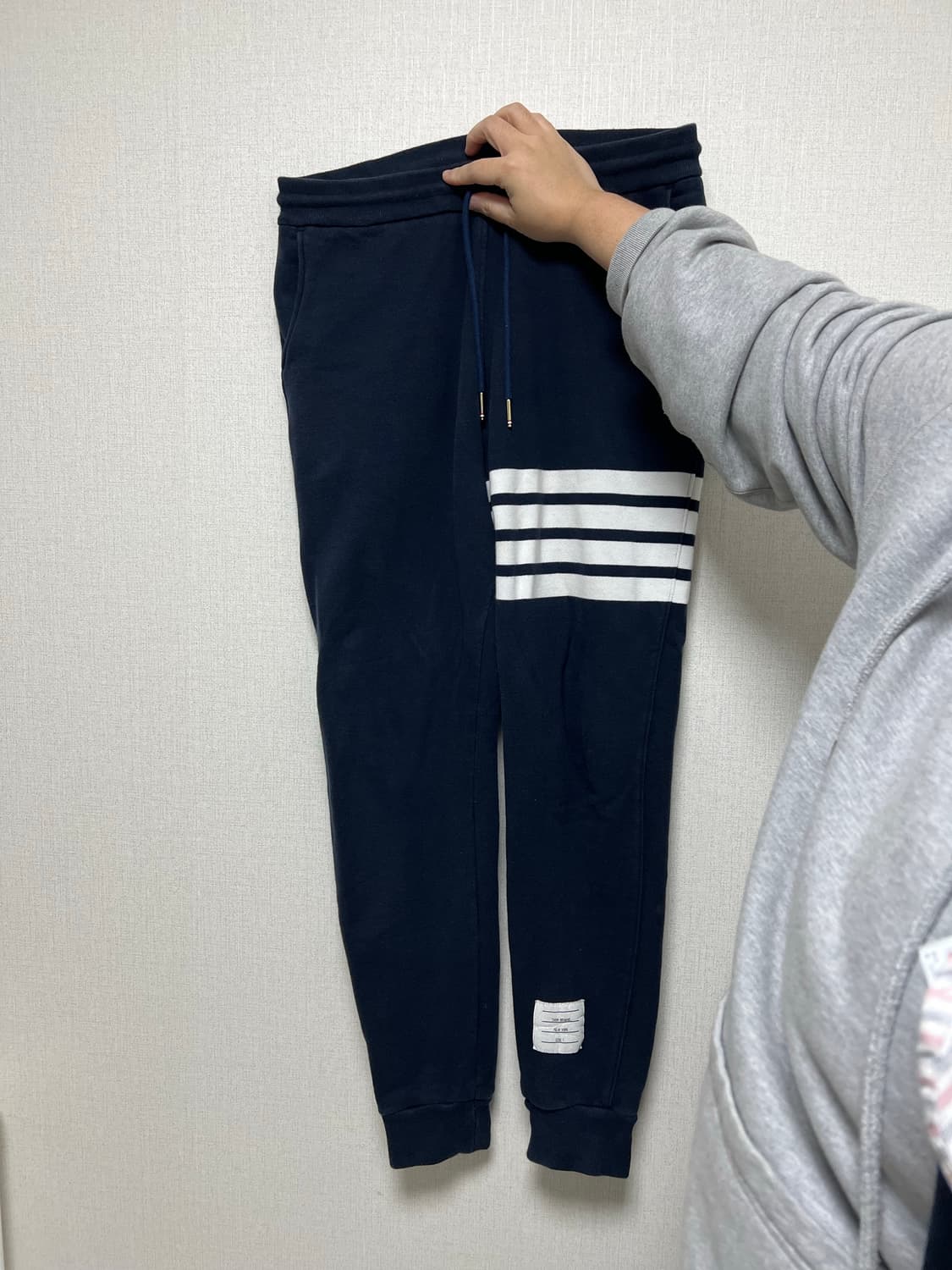 톰브라운 바지 상품이미지1