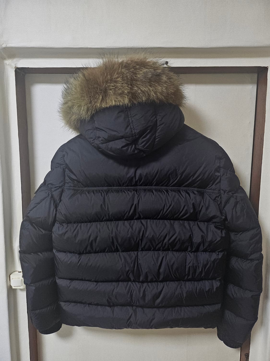 몽클레어 숏 퍼 패딩 2사이즈(95-작은100) 블랙 상품이미지2