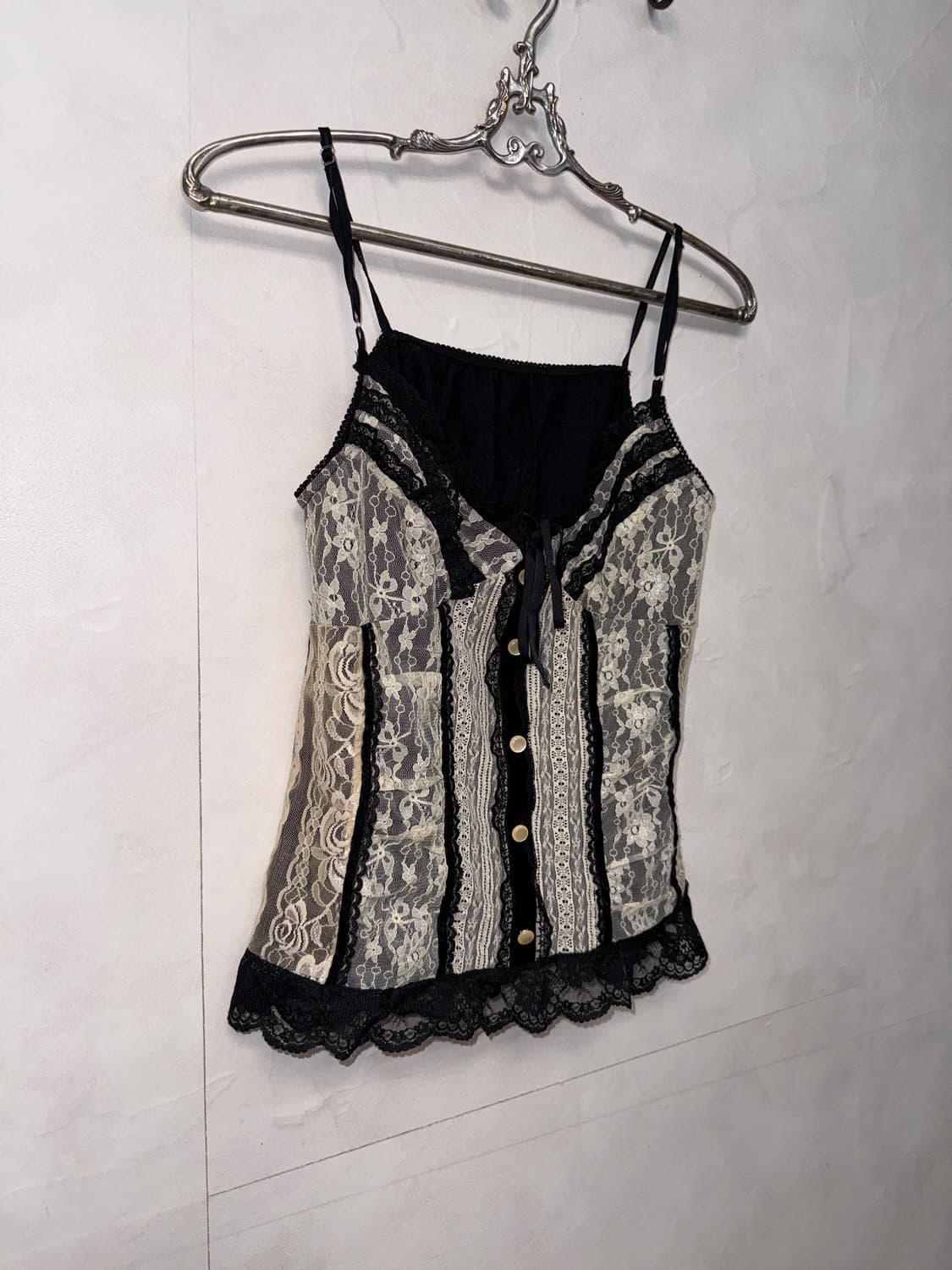 Black&white lace shirring button 슬리브리스 상품이미지2