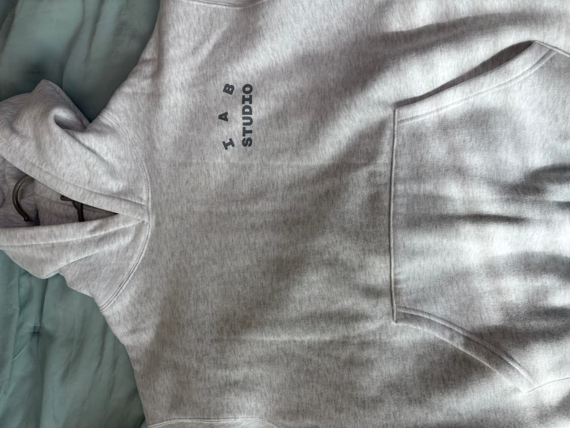 IAB studio 아이앱 스튜디오 후드 라이트 그레이 L 상품이미지1