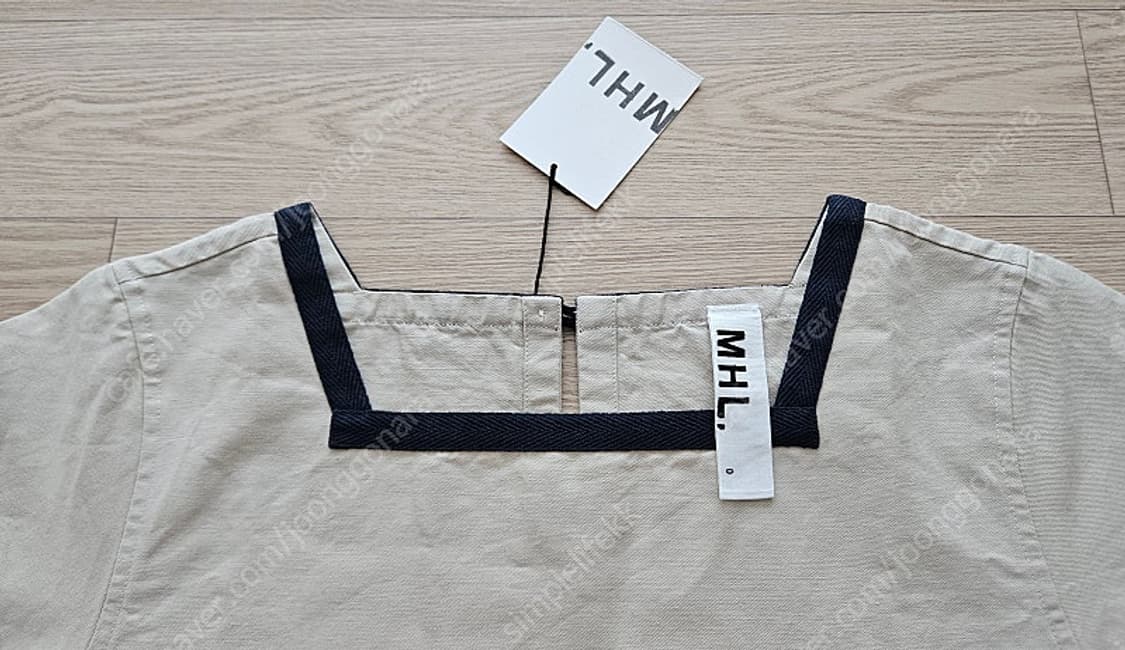 <새상품> MHL 마가렛호웰 코튼린넨 스퀘어넥 풀오버 상품이미지3