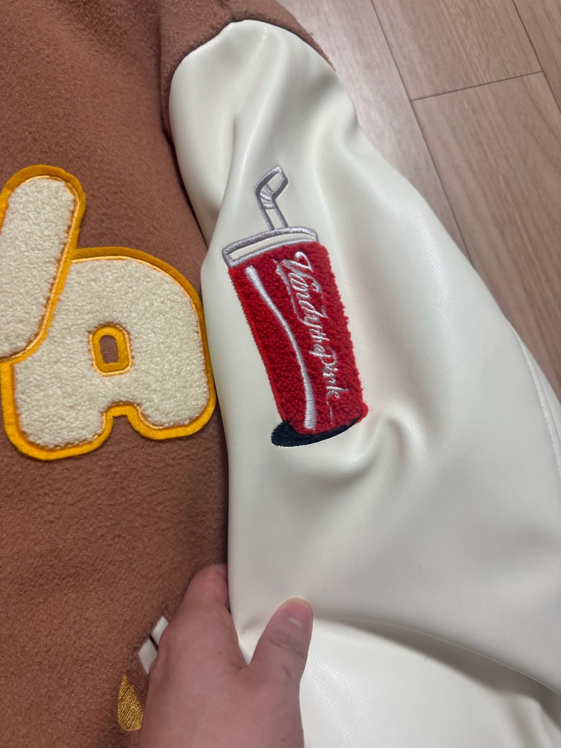 [L] 반디더핑크 버거 바시티 자켓 상품이미지3