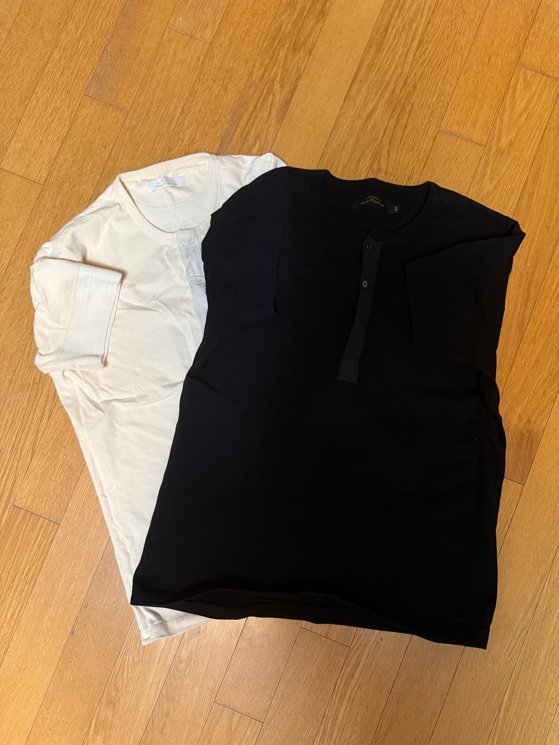 버드노트 헨리넥 티셔츠 상품이미지1