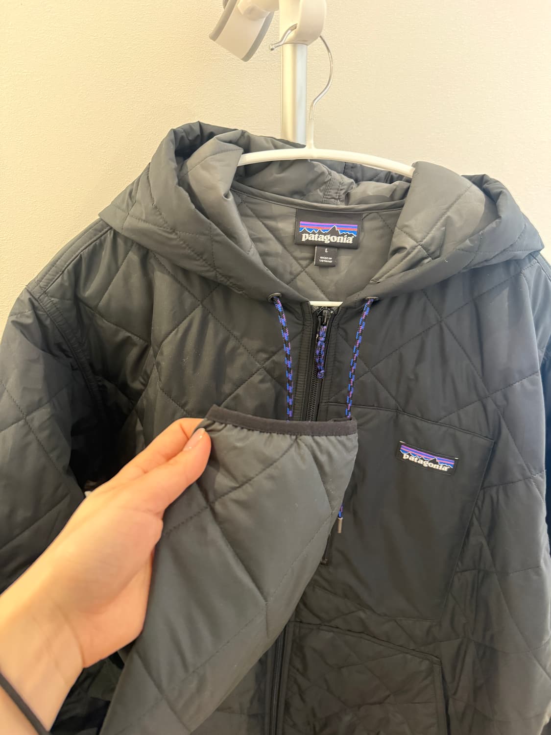 파타고니아 맨즈 다이아몬드 퀼티드 보머 후디 상품이미지4