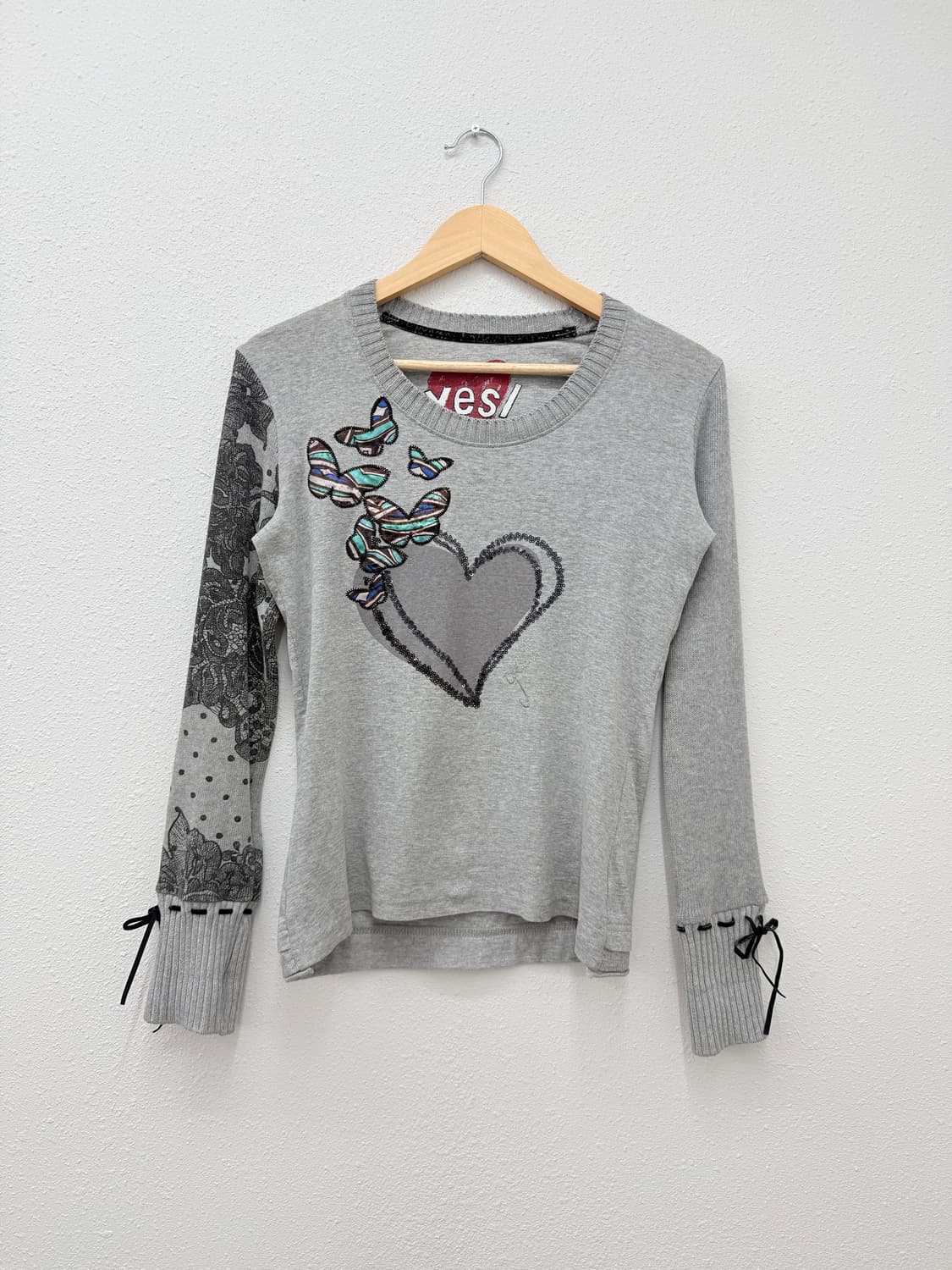 빈티지 Desigual 그레이 레이스 레터링 니트 상품이미지1