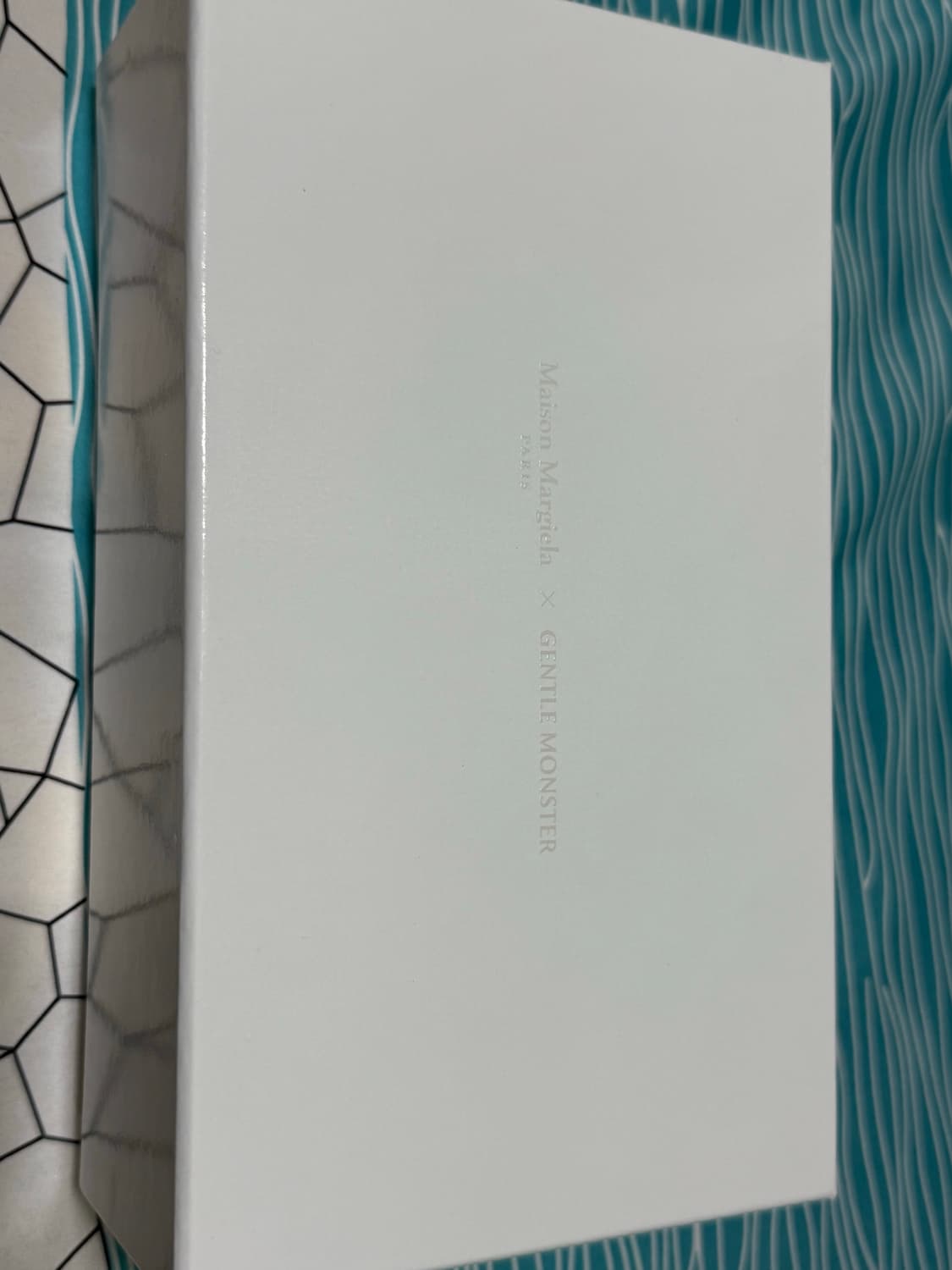 젠틀몬스터 x 메종 마르지엘라 MM114 팝니다 상품이미지2