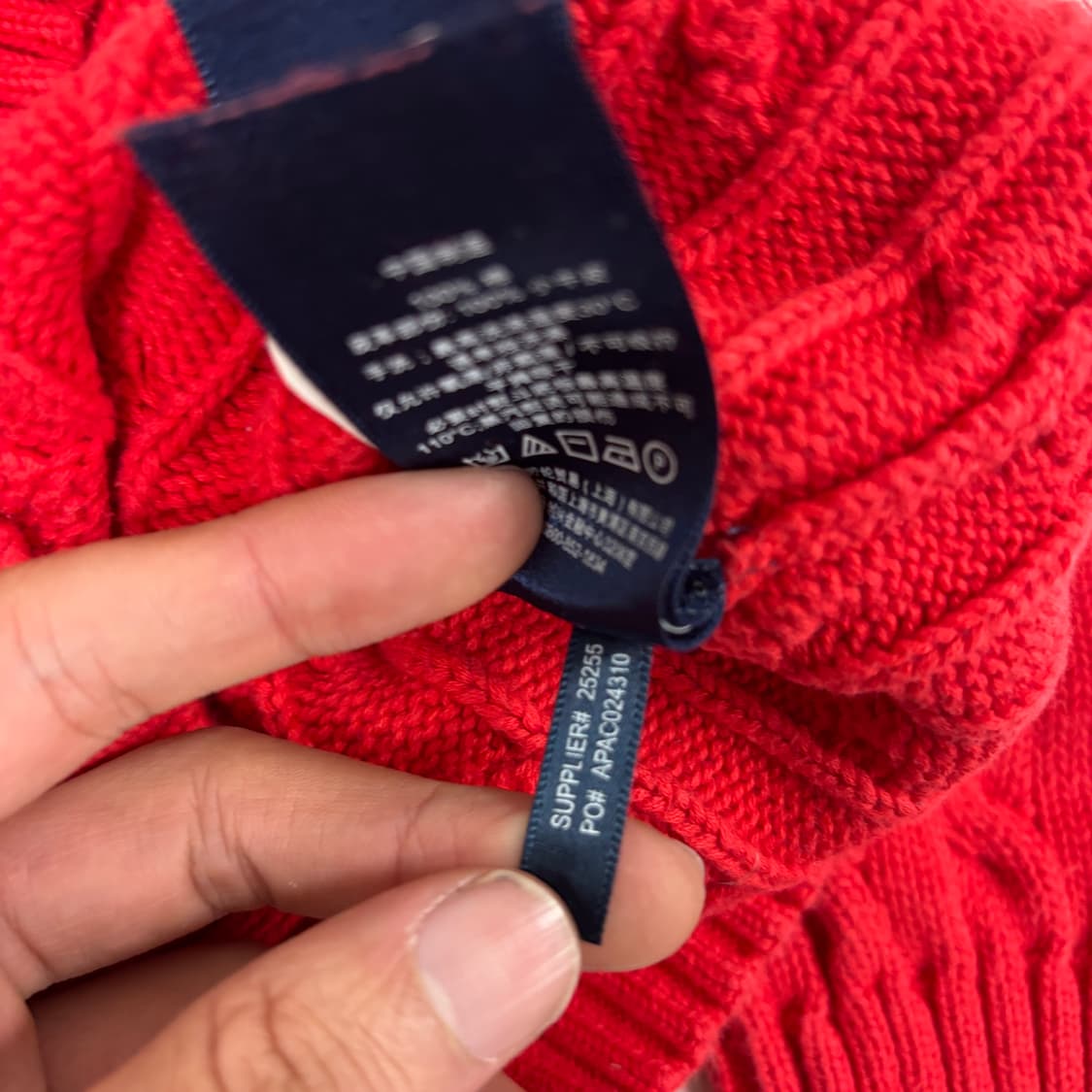 폴로 브이넥 니트  상품이미지9