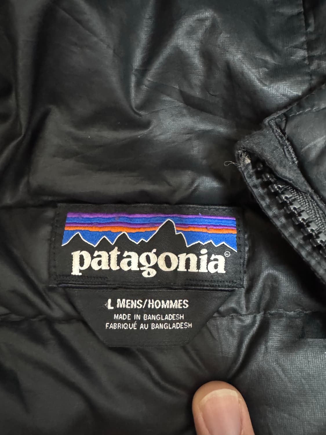 L 파타고니아 다운스웨터 후디 블랙 상품이미지3