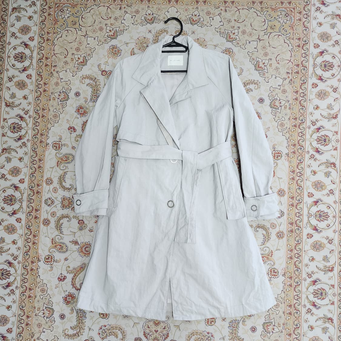 미샤 나일론 여성 트렌치 롱코트
85 상품이미지1