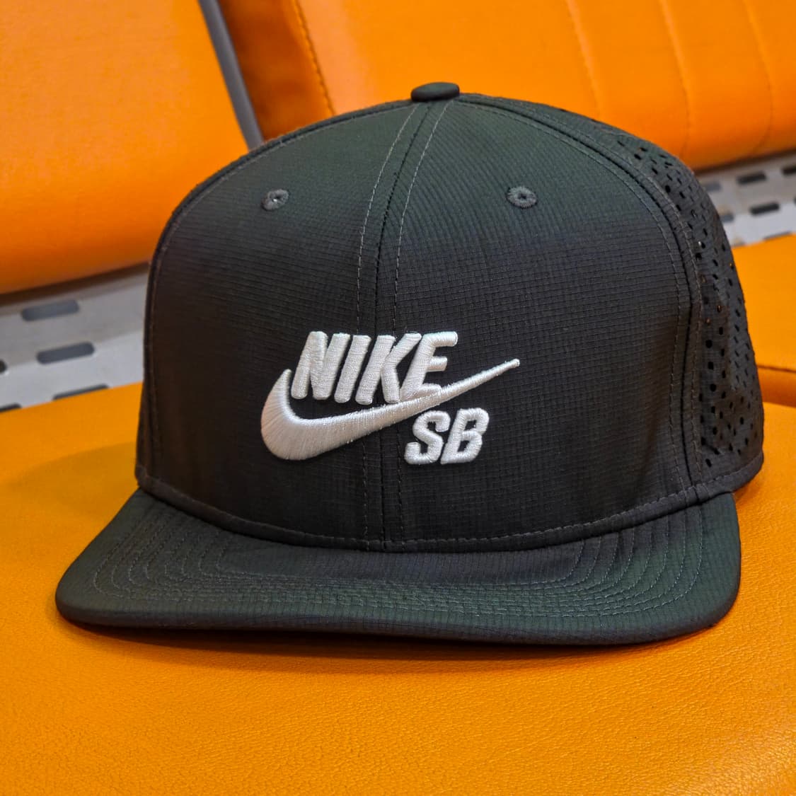 나이키 SB 퍼포먼스 트러커 스냅백 상품이미지2