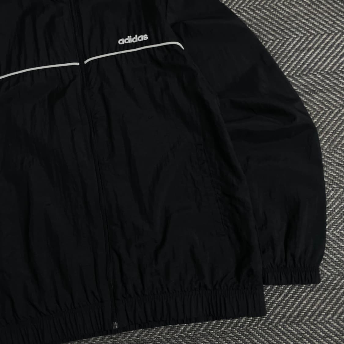 아디다스 아치로고 나일론 바람막이 블랙y 3530 상품이미지3
