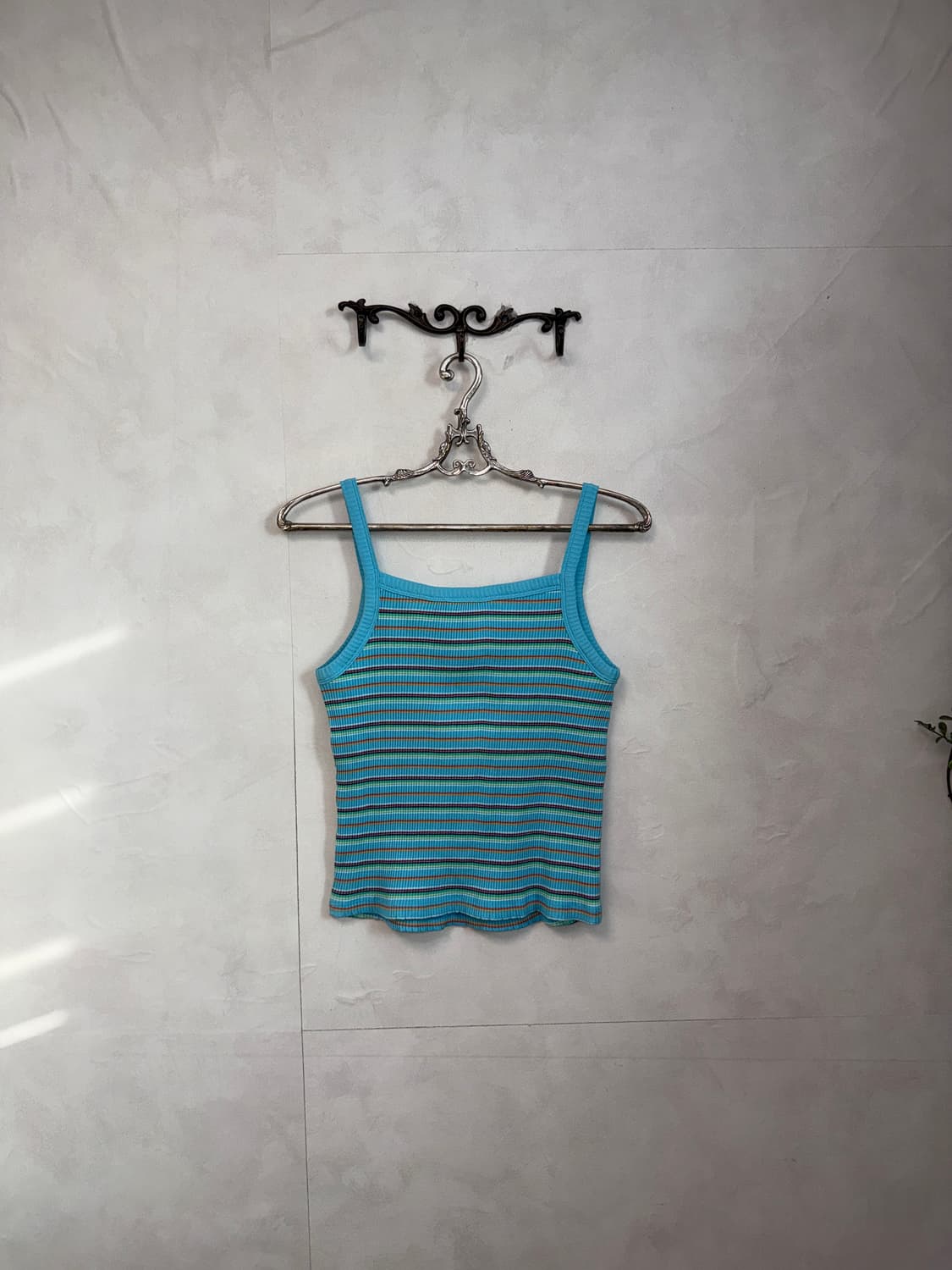 Levi’s multi color stripe sleeveless 새제품 상품이미지5