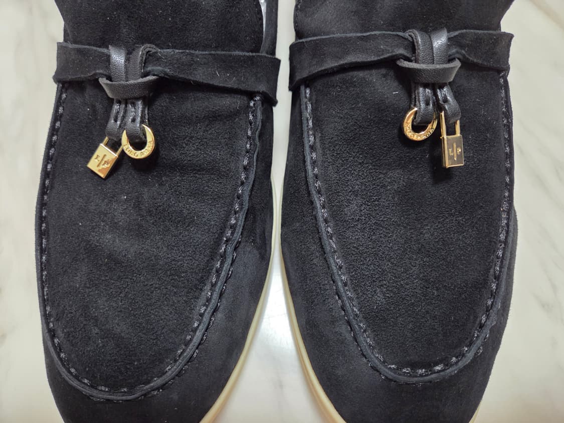 로로피아나 썸머참스 블랙 스웨이드 로퍼 상품이미지6