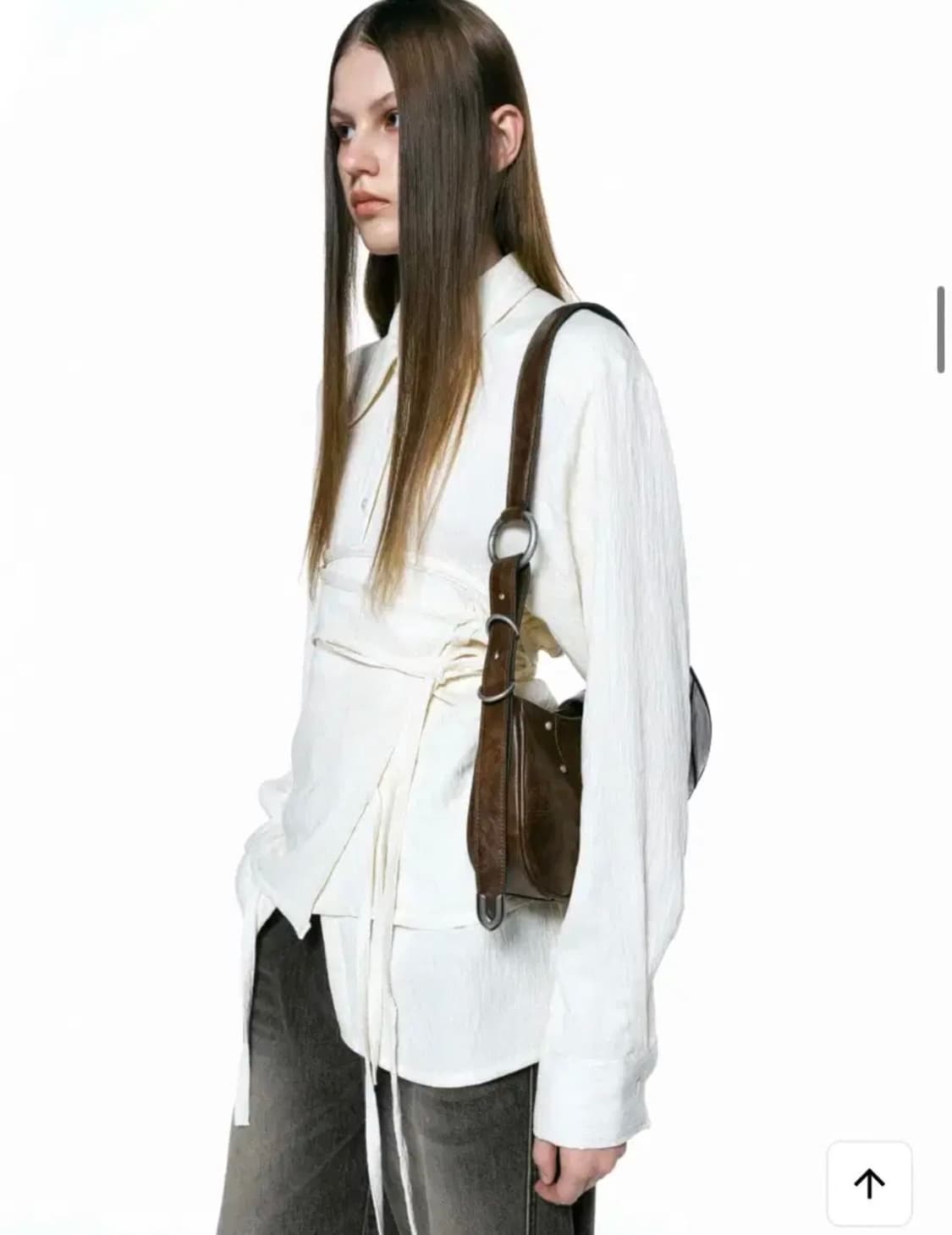 인사일런스 우먼 레더 버클 숄더백 brown 상품이미지5