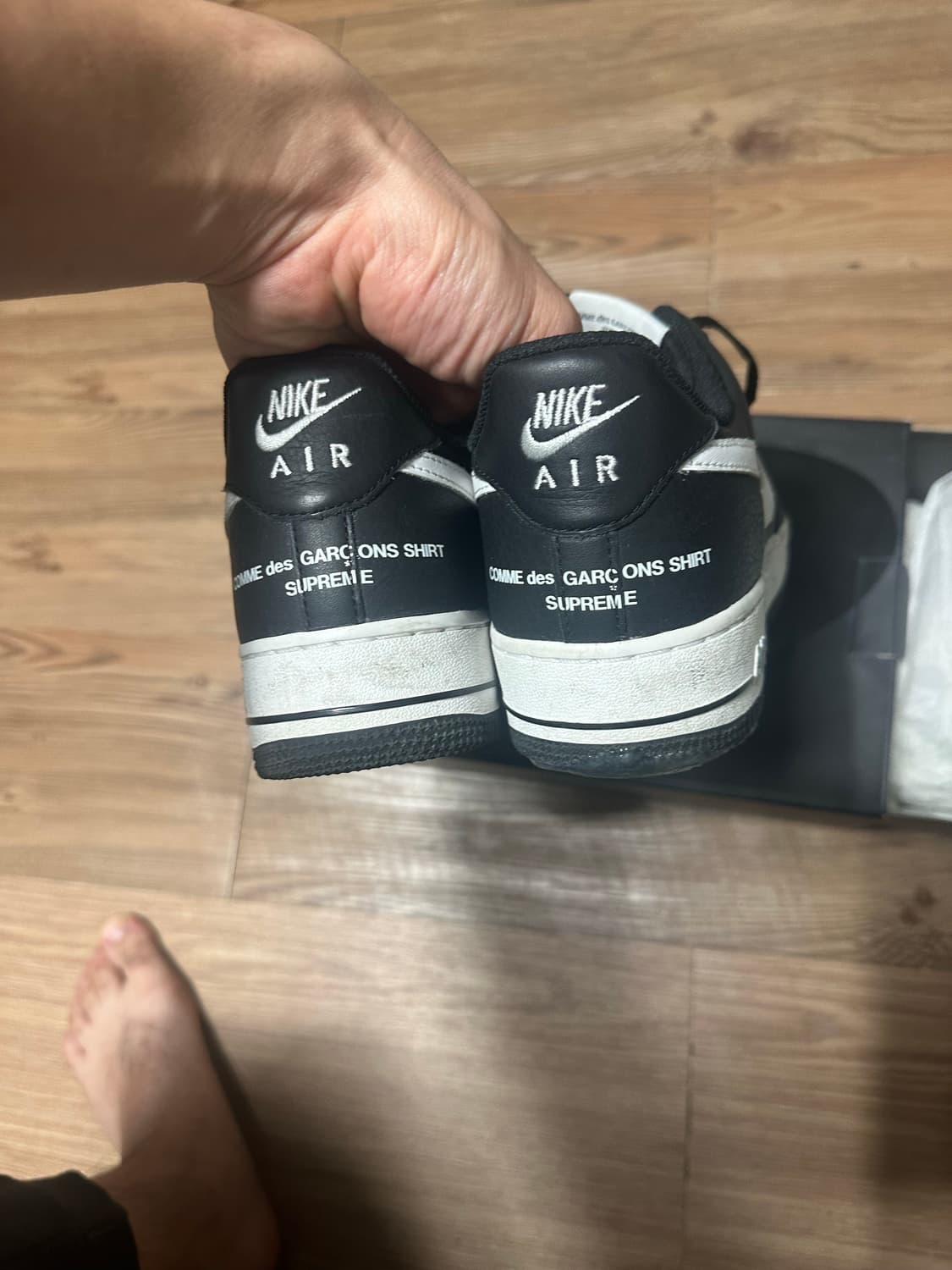 나이키 X 슈프림 X 꼼데가르송 에어포스 260 상품이미지5