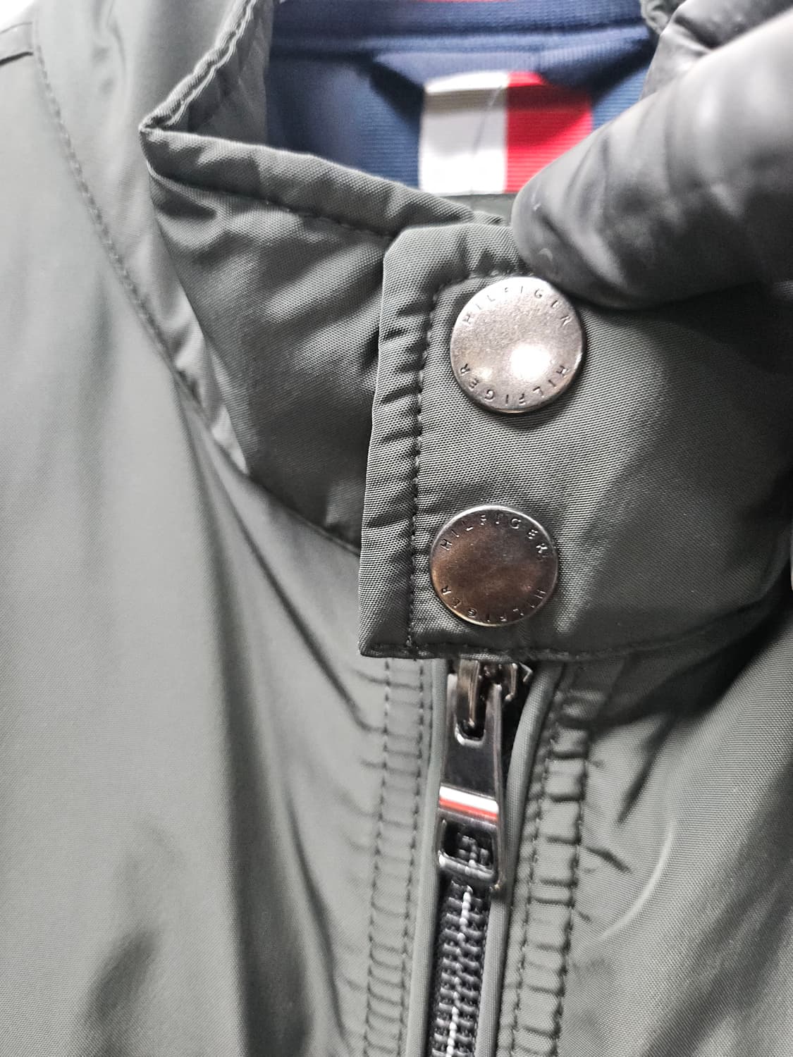 타미힐피거 남성 폴리 솔리드 베이직 봄버 자켓 M 상품이미지2