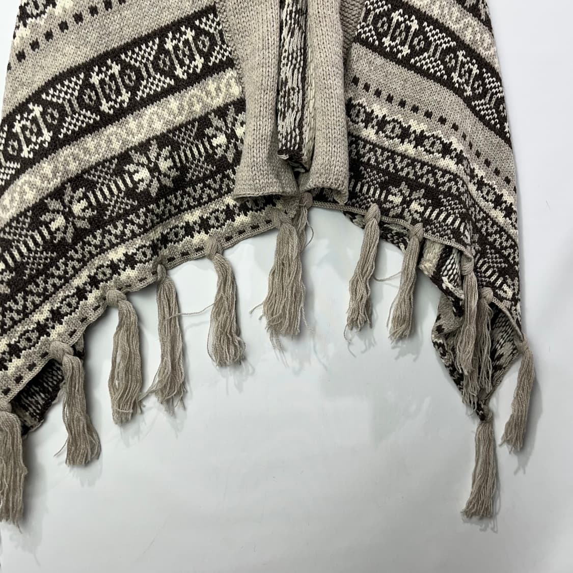 [Highland 2000] 하이랜드2000 노르딕 패턴 프린지 케이프 상품이미지4