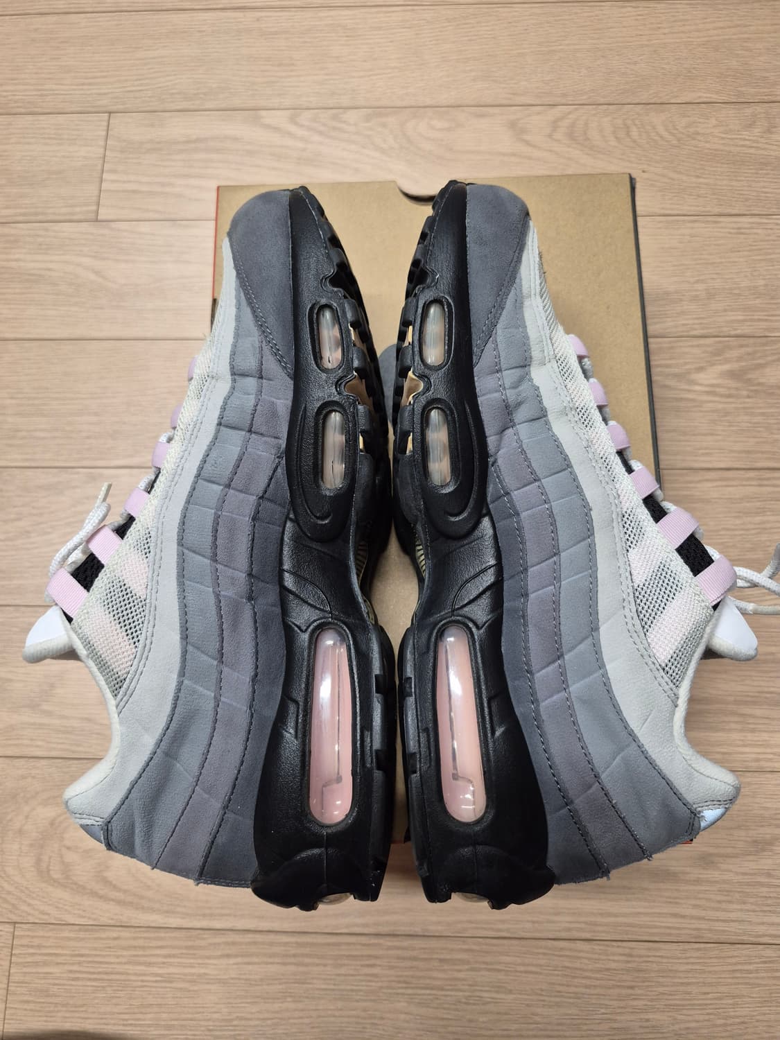 나이키 에어맥스 95 건스모크 핑크 폼 상품이미지4