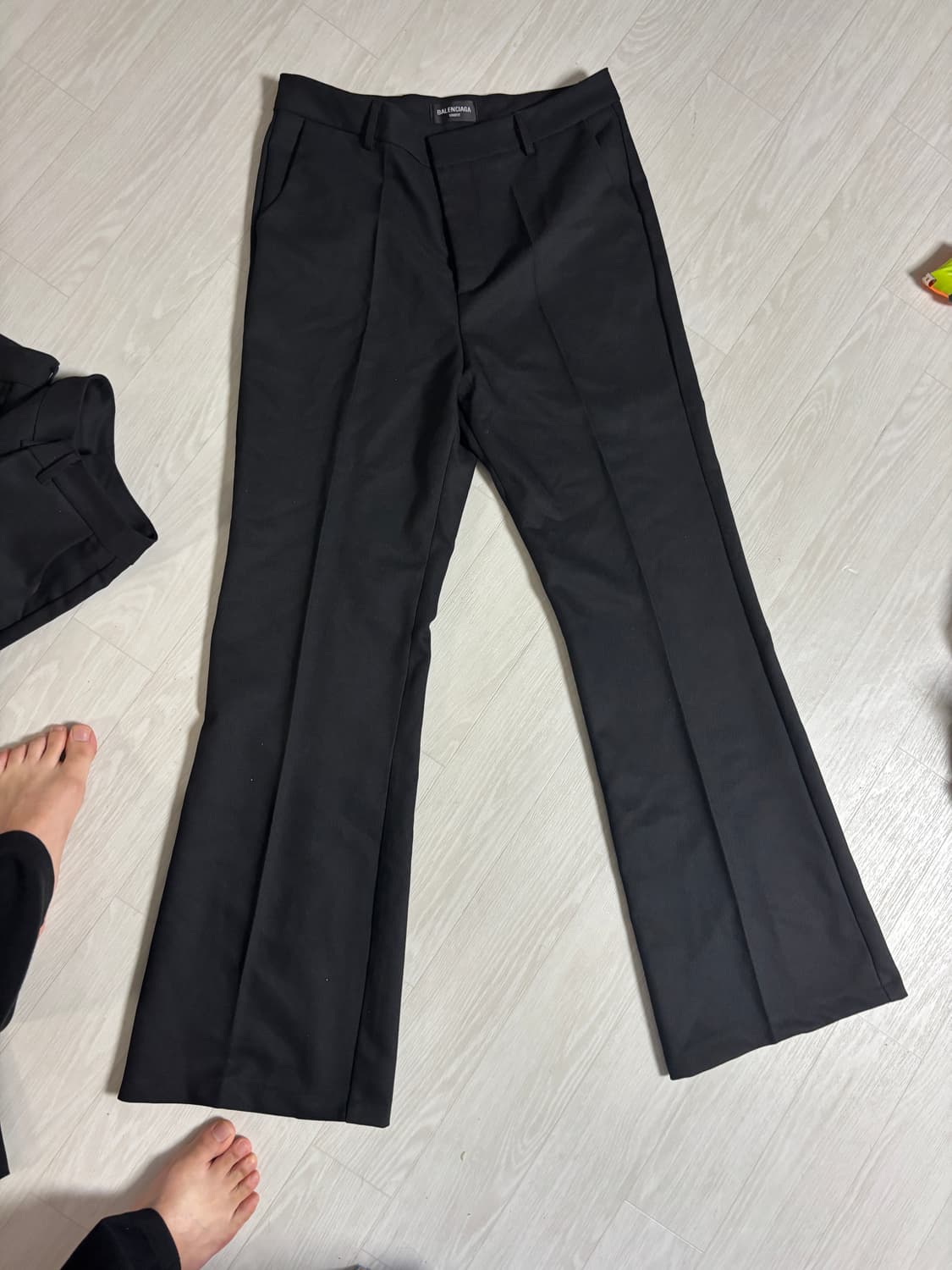 발렌시아가 UNIFIT 플레어 팬츠 바지 슬랙스 / 34 32 상품이미지1