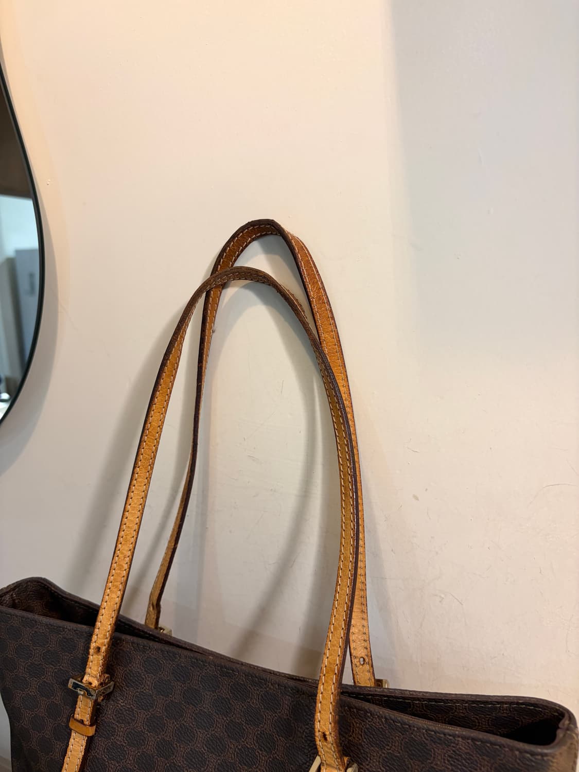 셀린느 마카담 스퀘어 숄더백 상품이미지4