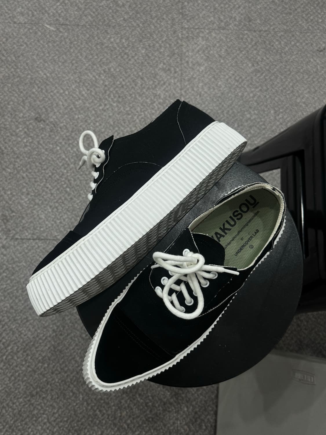 언더커버리즘 블랙 로우탑 스니커즈(260mm) 상품이미지5