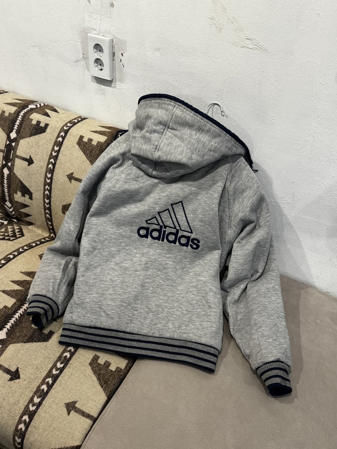 아디다스 리버시블 나일론 후디 점퍼 네이비 상품이미지2