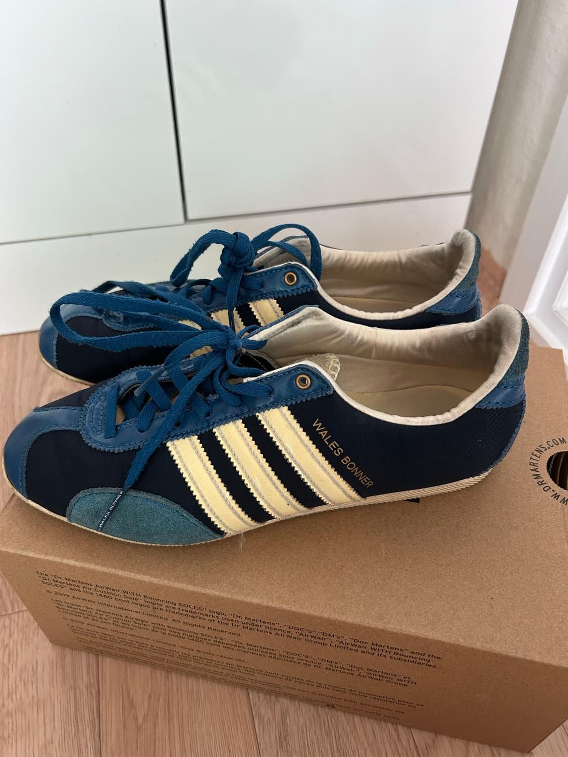 아디다스 웨일스보너 재팬 슈즈 레전드 잉크 상품이미지1