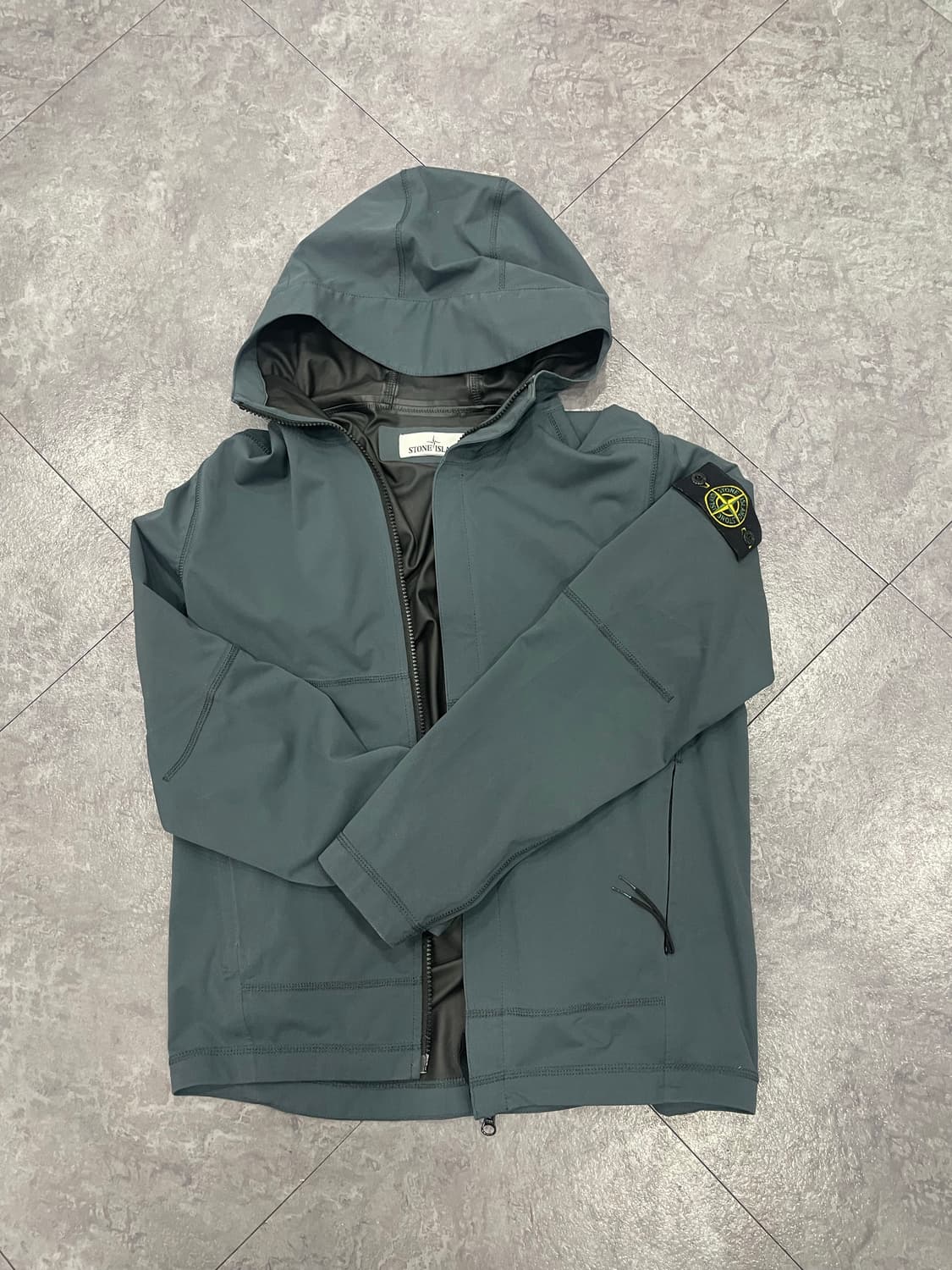 스톤아일랜드 소프트셸(s) 상품이미지1