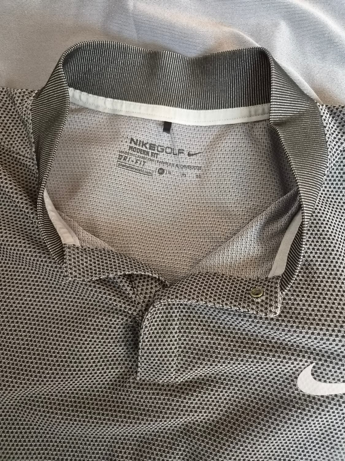 나이키골프  남성 골프 드라이핏 반팔티셔츠
 상품이미지3