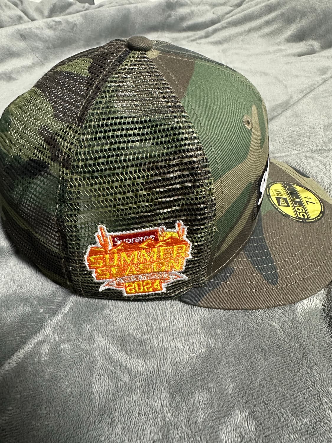 738) 슈프림 박스로고 메쉬 백 뉴에라 우드랜드 카모 상품이미지2