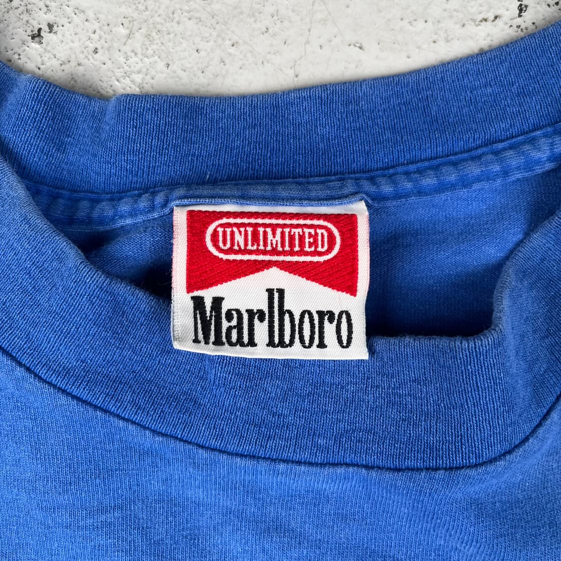빈티지 말보로 언리미티드 울프 하울 포켓 반팔티 블루 상품이미지3