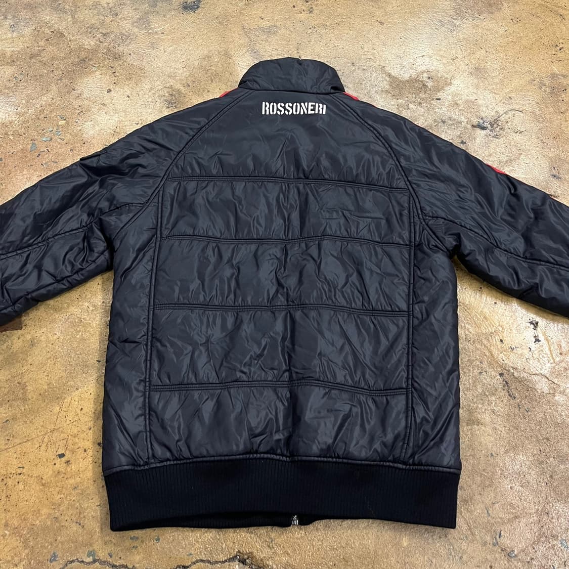 아디다스 검빨 ac밀란 숏패딩 90 상품이미지4