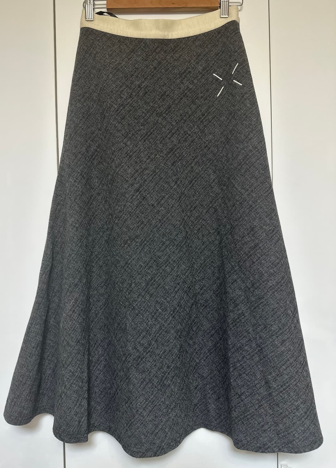 마르지엘라그레이 모직 플레어 스커트정품 상품이미지2