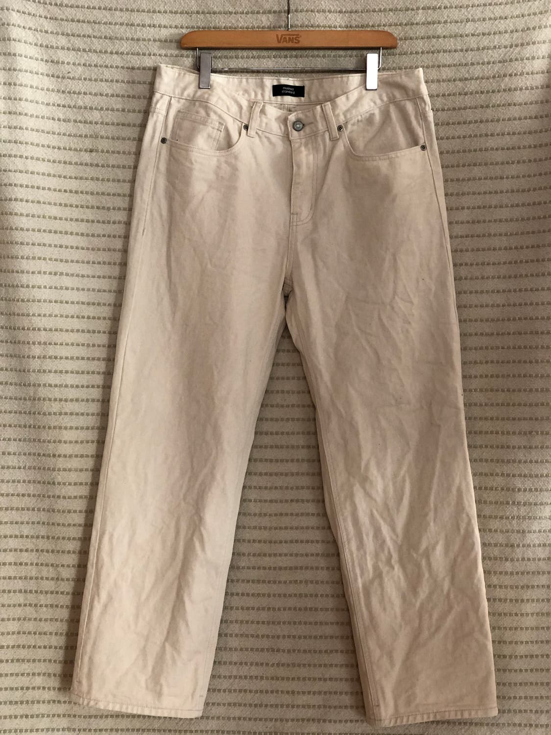 무신사 스탠다드 크림진 베이지 세미 와이드 데님 34 상품이미지1