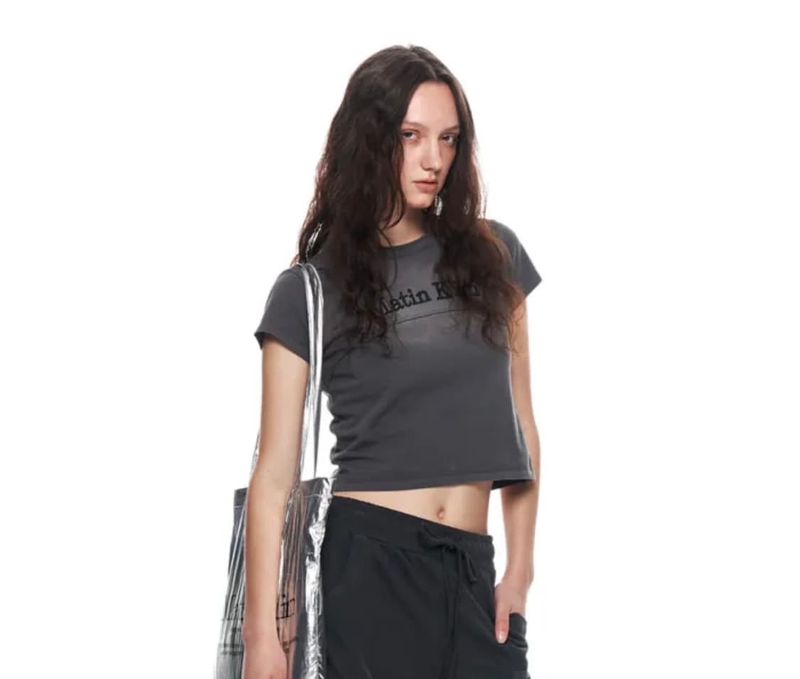 MATINKIM  PIGMENT LOGO CUT OUT CROP TOP  상품이미지2