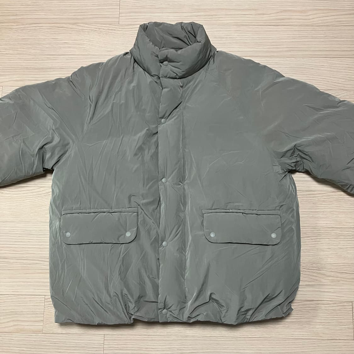 토마스모어 시티 숏다운 패딩 카키그레이 상품이미지2