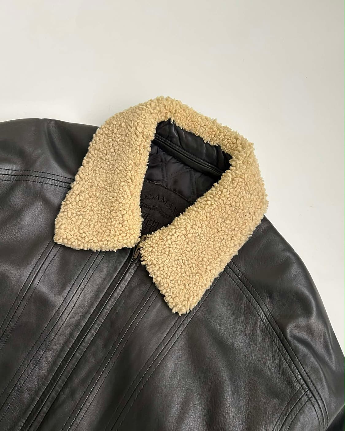 [105]Vintage 양가죽 셔링 무스탕 봄버 자켓 상품이미지4