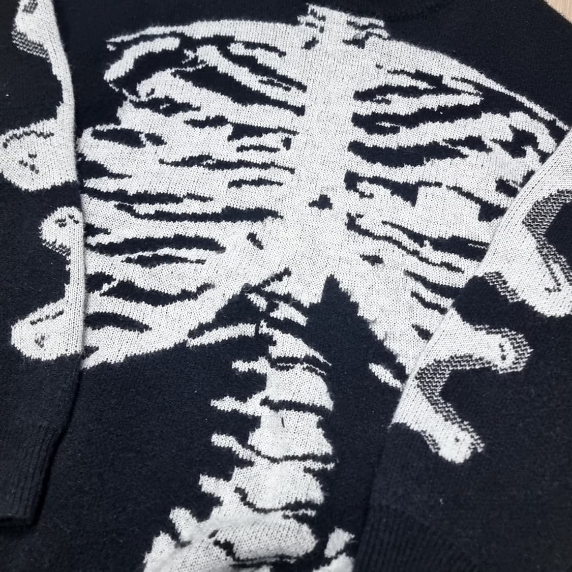 nevstudio 해골 프린팅 니트 블랙 스웨터(100) 상품이미지2