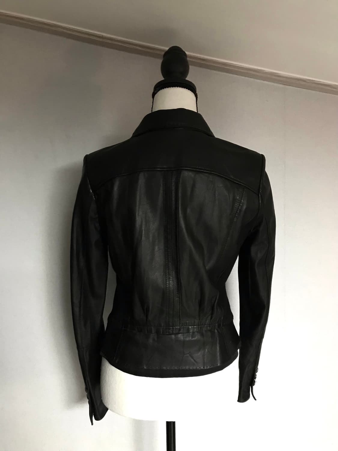 Vintage Stitched Lambskin Leather Blazer 상품이미지5