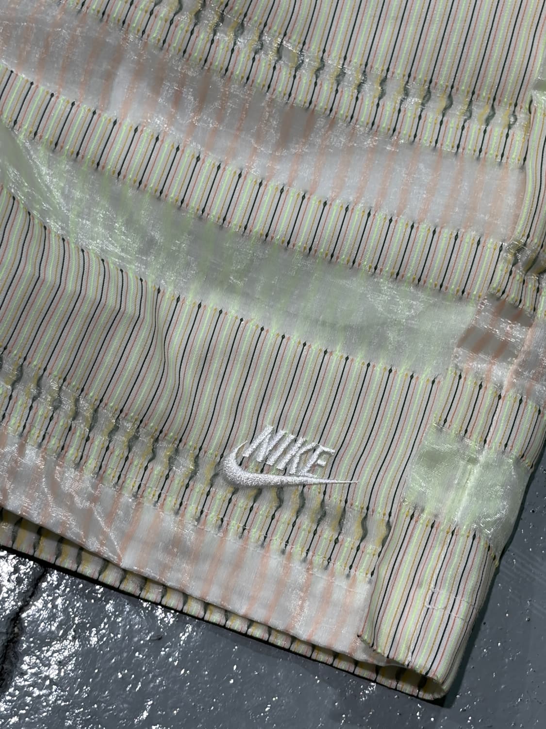 나이키(Nike) 우먼 스포츠웨어 어스 데이 쇼츠 반바지 상품이미지3
