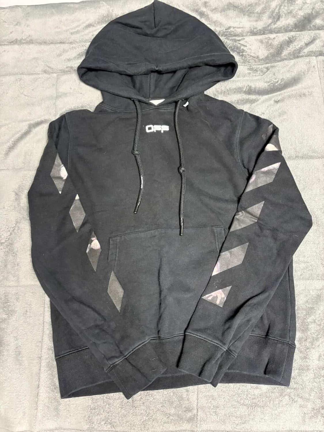 오프화이트 카라바조 후드티 S 상품이미지2